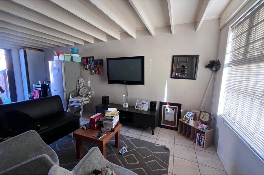 2 Bedroom Property for Sale in Port Elizabeth Eastern Cape